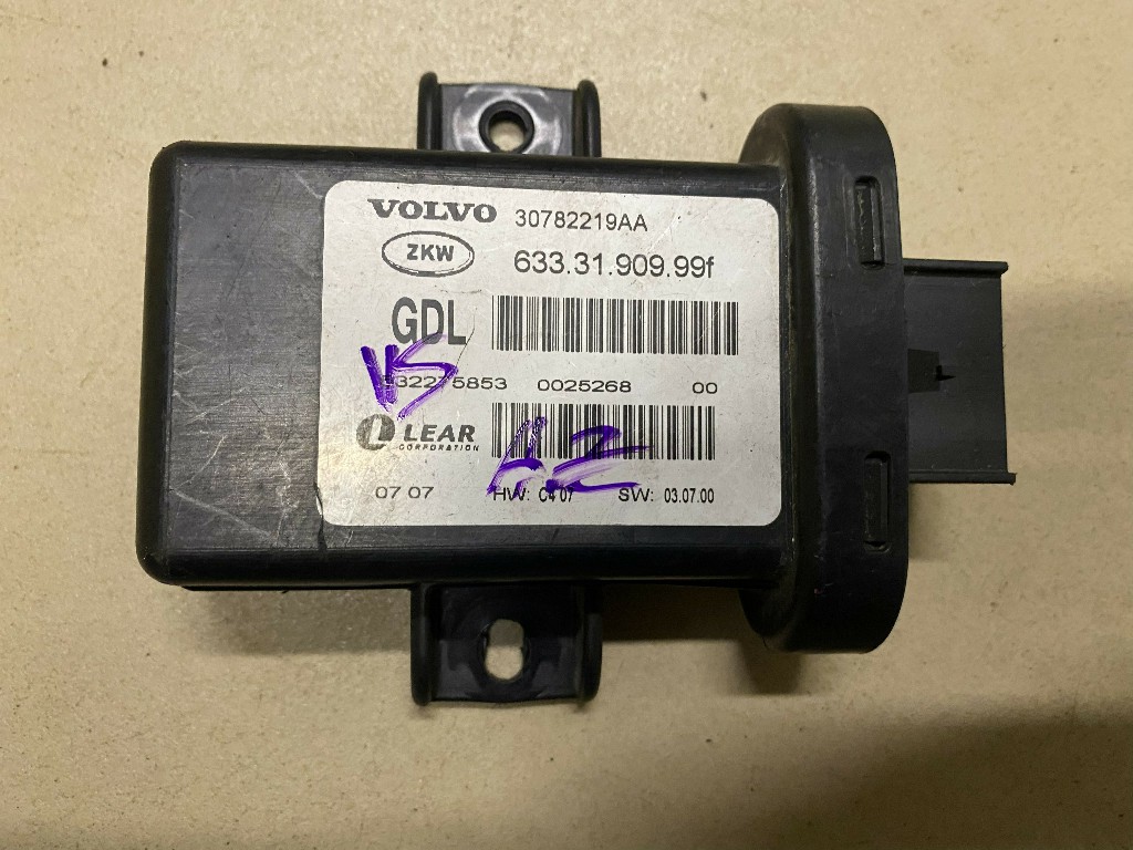 Блок управления фарами GDL VOLVO (ВОЛЬВО) Блок управления фарами GDL (ВОЛЬВО) 30782219 — Б/у автозапчасти VOLVO и Saab